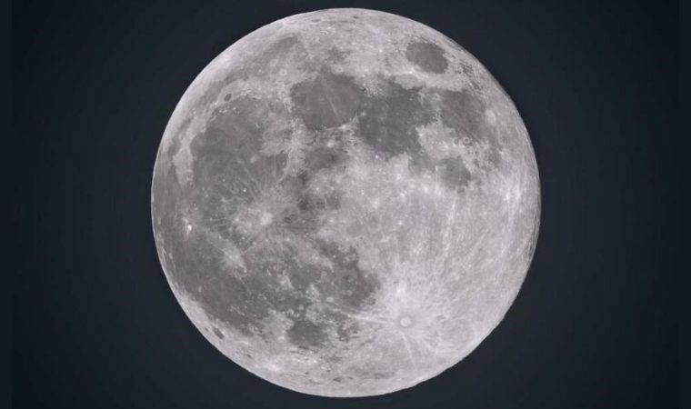 Ay'da yaşamak sanılandan daha kolay olabilir mi?