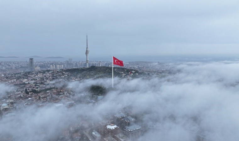 İstanbul'da bazı bölgelerde sis etkili oluyor