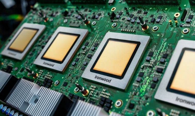 Google, en güçlü yapay zeka işlemcisini tanıttı