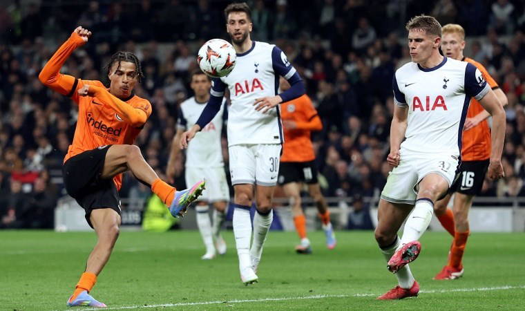 İngiltere'de kazanan çıkmadı: Tur Almanya'ya kaldı!