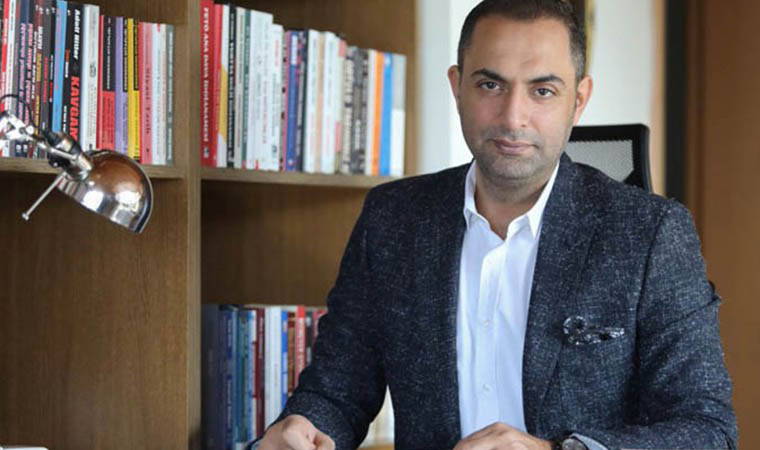 Gazeteci Murat Ağırel'den gözaltı sonrası ilk paylaşım!