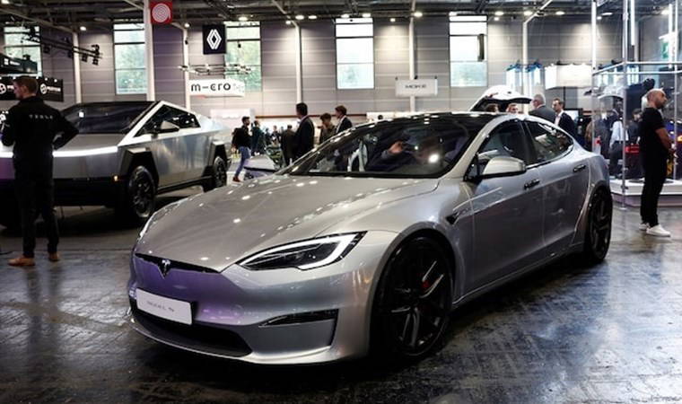 Tesla’dan Çin pazarında şaşırtan hamle: İki modelde yeni siparişler durdu!