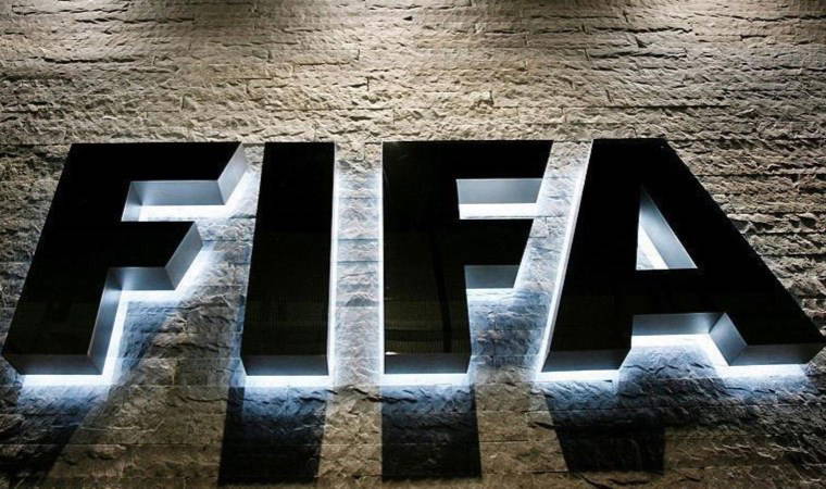 FIFA açıkladı: Süper Lig ekibine transfer yasağı!