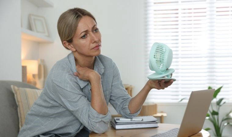 Bitkilerin şifasıyla vücudunuzu rahatlatın: Menopoz belirtilerini hafifleten 6 doğal çözüm