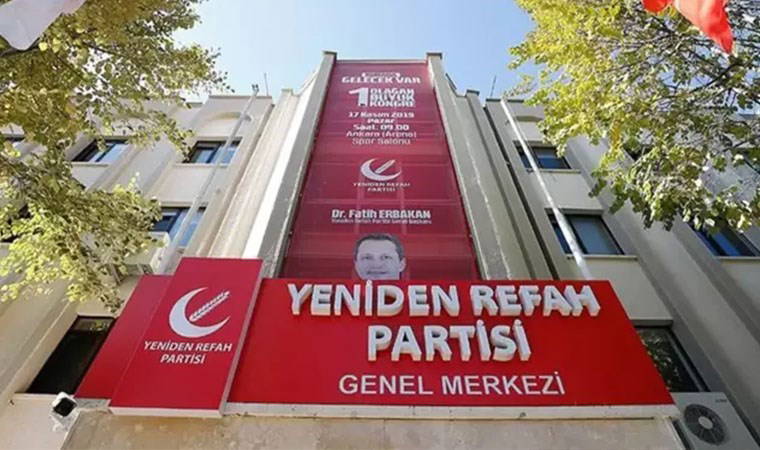 Yeniden Refah Partisi'nde toplu istifalar sürüyor