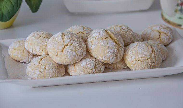 Ağızda dağılan pratik lezzet: 3 malzemeli un kurabiyesi tarifi