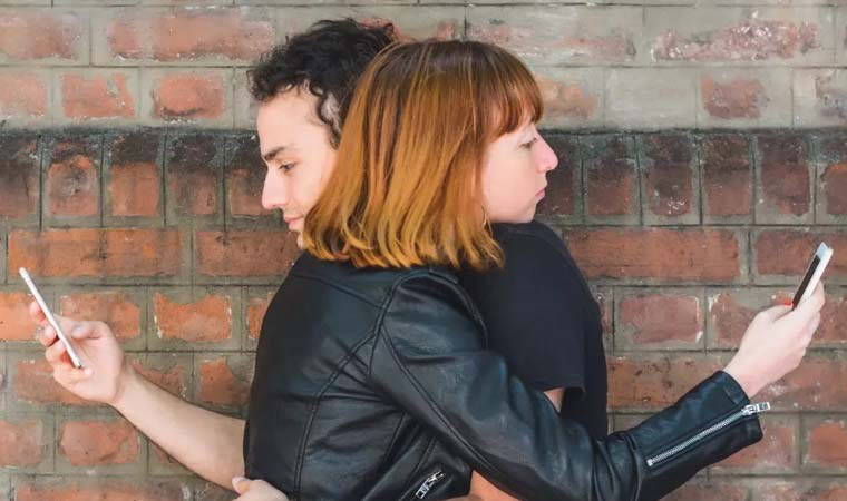 İlişkilerde en güvenilmez 5 burç: Bu burçlar sizi her an kandırabilir...