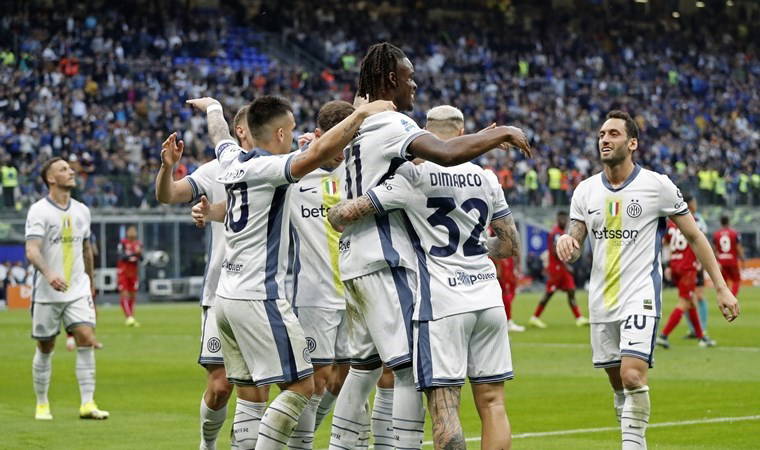 Inter şampiyonluk yolunda bir engeli daha geçti