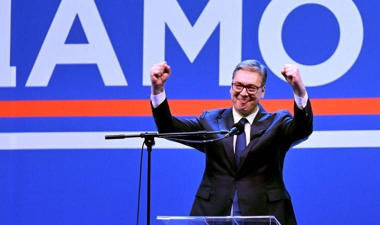 Vucic: 'Renkli devrim' başarısız oldu