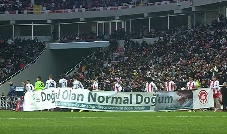 Sosyal medyada tepki çekti: Erkek sporculara ‘normal doğum’ pankartı!