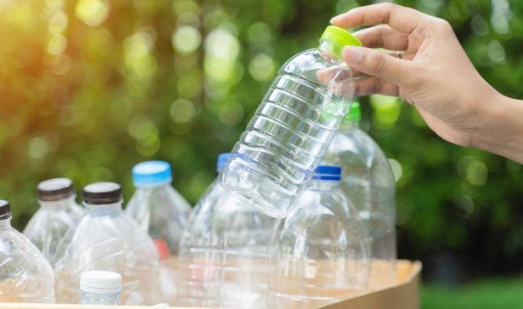 Enfeksiyon hastalıkları uzmanı: 'Plastik şişeleri hayatımızdan çıkarmalıyız'