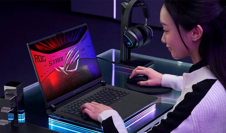 ASUS'un yeni oyun bilgisayarı Türkiye'de satışa sunuldu
