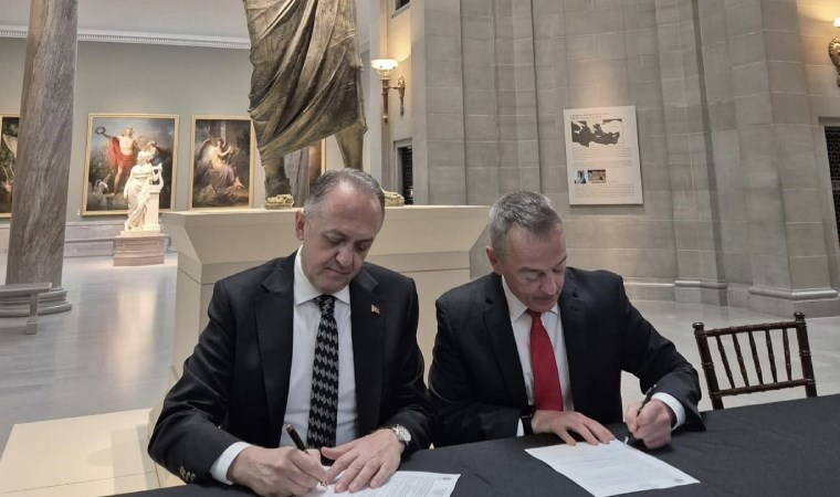 Yasadışı yollarla ABD'ye götürülen Marcus Aurelius heykeli Türkiye’ye iade edildi