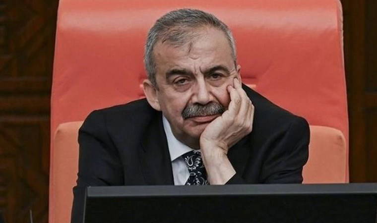 Ameliyata alınmıştı... Prof. Dr. Çavlan Çiftçi: Sırrı Süreyya Önder'in hayati tehlikesi devam ediyor