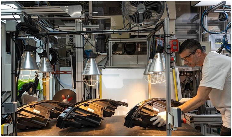 Valeo'da yeniden üretim artıyor: LED farlar tanıtıldı