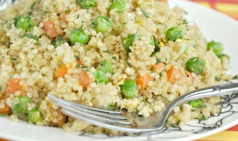 Klasik pilavın sağlıklı alternatifi: Protein dolu Kinoa tarifi