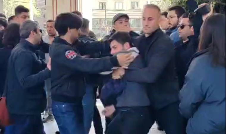 İstanbul Üniversitesi'nde 'boykot' eylemine saldırı girişimi