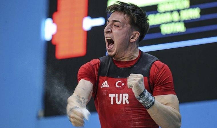 Milli halterci Yusuf Fehmi Genç, Avrupa şampiyonu oldu