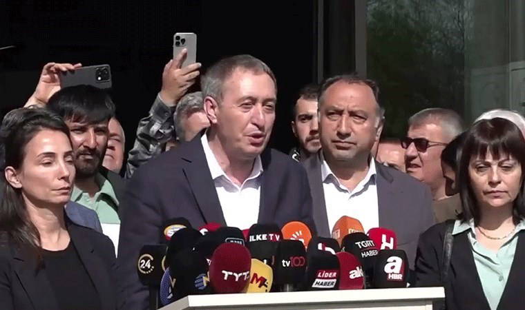 Tuncer Bakırhan, Sırrı Süreyya Önder'in tedavi gördüğü hastane önünde konuştu: 'Kimsenin tereddüdü olmasın'