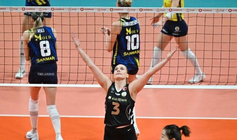 Vakıfbank, final serisinde 1-0 öne geçti!