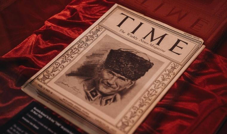 'Karanlıkta akan bir yıldız: Mustafa Kemal Atatürk' sergisi açıldı
