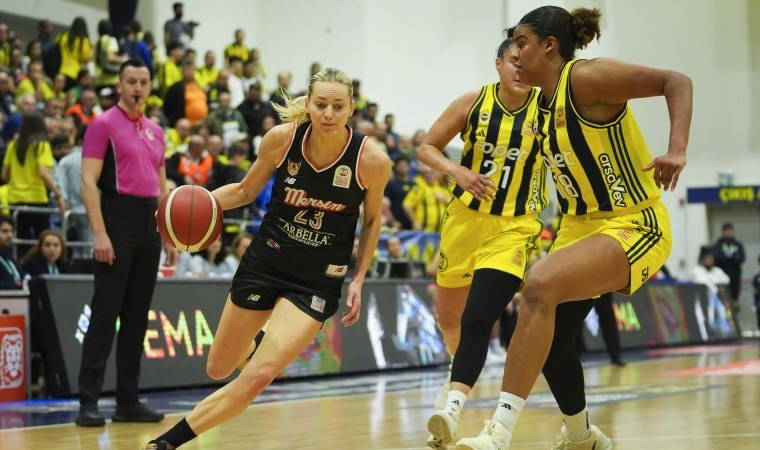 Fenerbahçe Opet, Çimsa ÇBK Mersin'i devirdi: Şampiyonluğa bir adım daha yaklaştı!