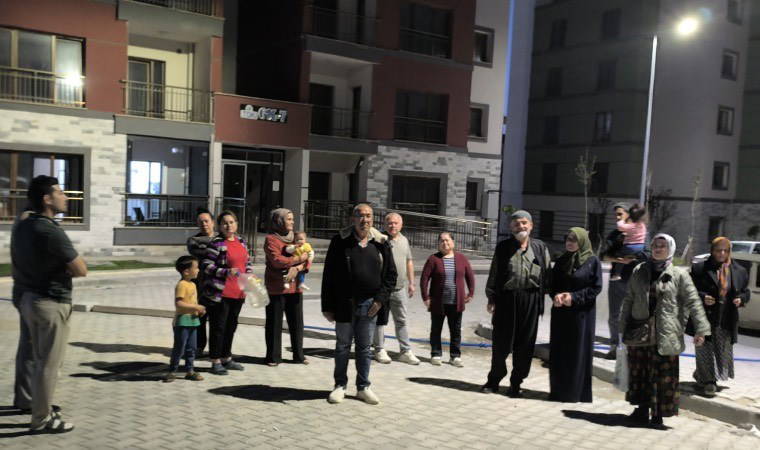 Osmaniye'de TOKİ'den konutlarını teslim alarak taşınan yurttaşlar: "Suyumuz akmıyor, şu an bir damla suyumuz yok"