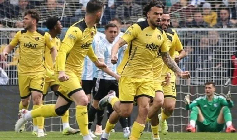 İstanbulspor iki hafta sonra güldü! Erzurumspor'un canı yandı