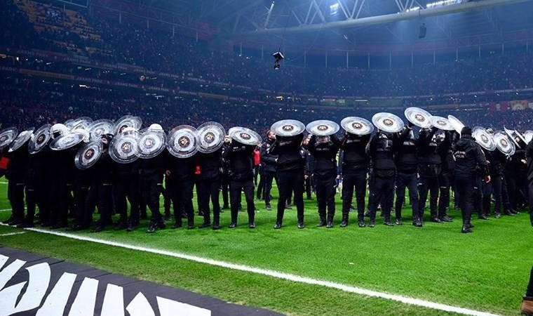 Emniyet'ten yoğun önlem... Dev derbiye taraftar kadar polis!