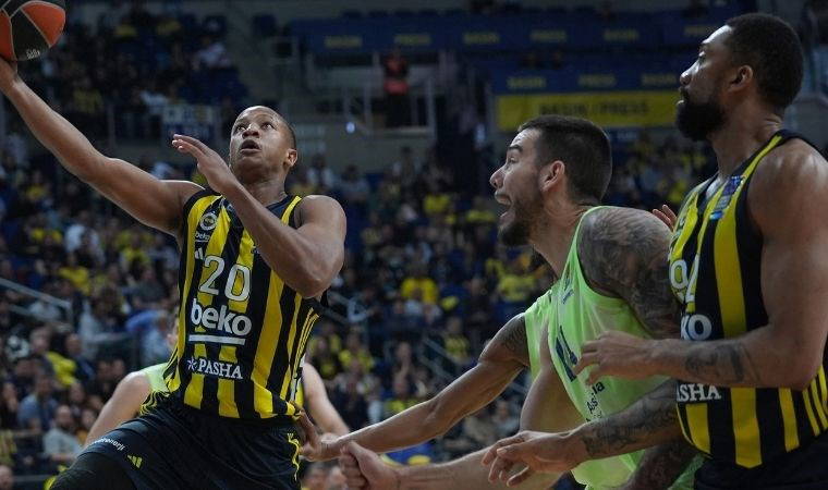 Fenerbahçe Beko'ya evinde Barcelona darbesi!