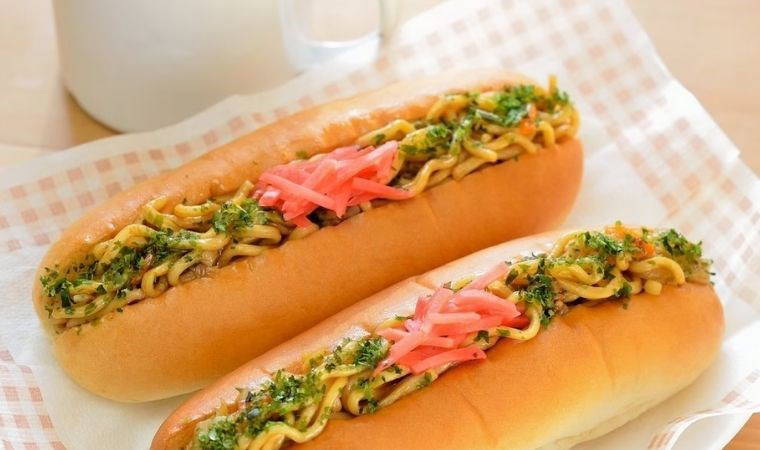 Japon sokaklarından sofranıza gelen lezzet: Yakisoba Pan tarifi