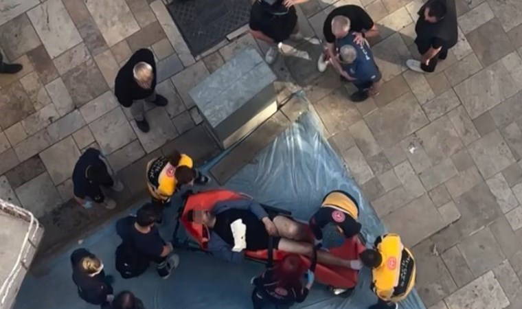 Denizli'de dehşet anları: Silahla vurduğu yaralıyı yerde tekmeledi