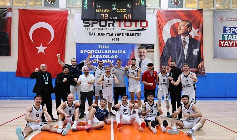 Hem taraftar, hem sporcu, hem başkan