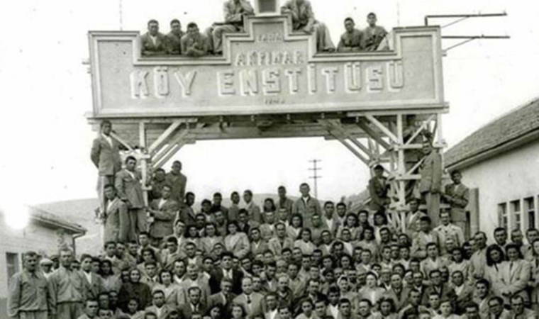 Köy Enstitüleri sergi ve söyleşi ile anılacak