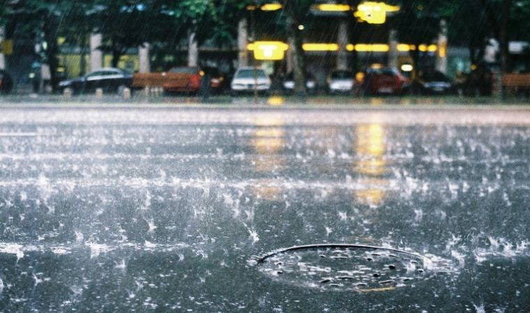 Yeni yöntemle yağmurdan ucuz elektrik üretilebilir
