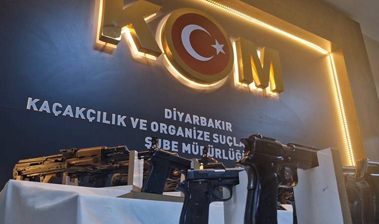 Diyarbakır'da 'uluslararası silah kaçakçılığı'na 3 tutuklama: 27 silah ele geçirildi
