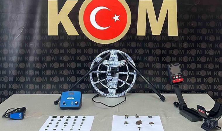 Malzemelere el konuldu... Sivas'ta 'tarihi eser' kaçakçılığı: 2 gözaltı