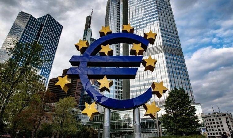 Euro Bölgesi'nde kamu borcu oranı arttı!