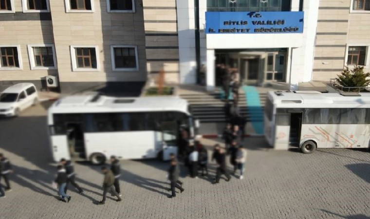 Bitlis'te ehliyet sınavında 'joker' operasyonu: Çok sayıda tutuklama var!