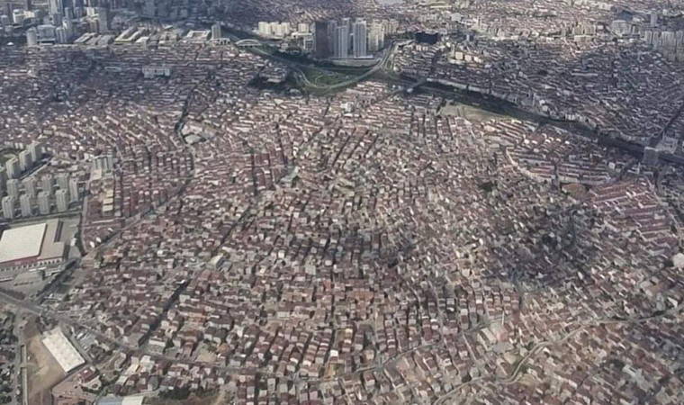 İstanbul'da 6.2 büyüklüğünden deprem: Uzmanlar ikiye ayrıldı