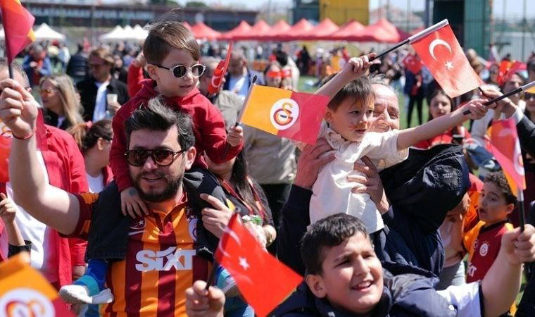 Galatasaray Kulübü, 23 Nisan'ı Florya'da kutladı