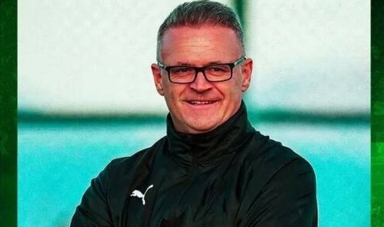 Sakaryaspor İrfan Buz'a emanet!