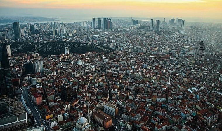 İstanbul'daki depremin ardından Çeşme'deki otellere talep arttı
