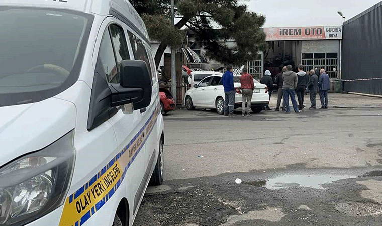 Tekirdağ’da sanayi sitesinde korkutan yangın: Milyonlarca liralık otomobiller küle döndü!