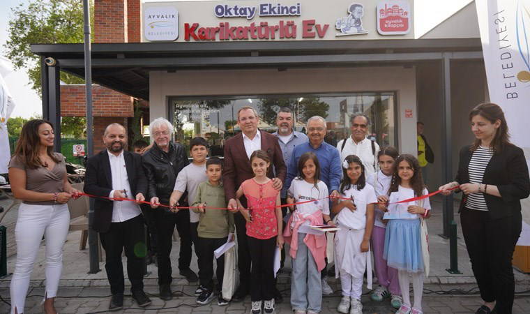 Oktay Ekinci Karikatürlü Ev Ayvalık’ta açıldı