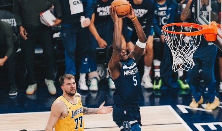 NBA'de Timberwolves, Lakers'ı 116-104 yenerek seride 2-1 öne geçt