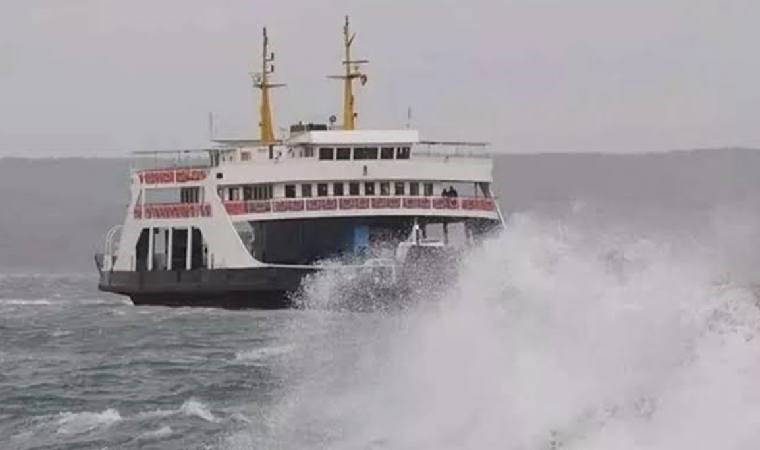 Erdek'te feribot seferleri iptal edildi!