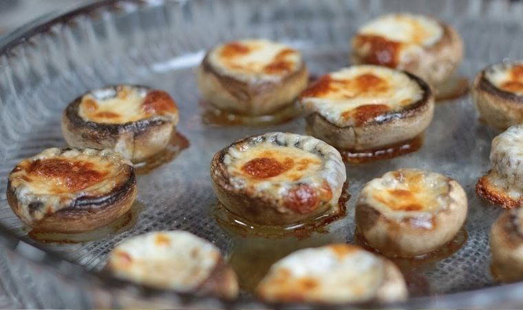 Az malzemeyle büyük lezzet: Fırında Kaşarlı Mantar tarifi