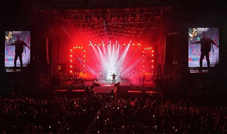 Mesir Macunu Festivali'nde Kenan Doğulu coşkusu
