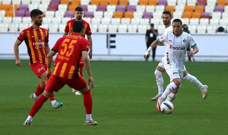 Iğdır FK'den deplasmanda tarihi fark!